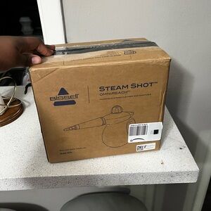 Bissell Steam Shot Omnireach in Brown Box